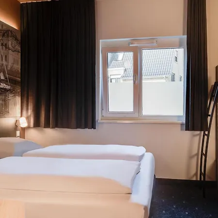 Otel B&B Hotel Oldenburg