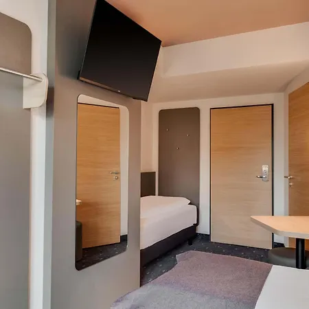 Hotel B&B Hotel Oldenburg 3*