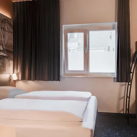 Hotel B&B Hotel Oldenburg 3*