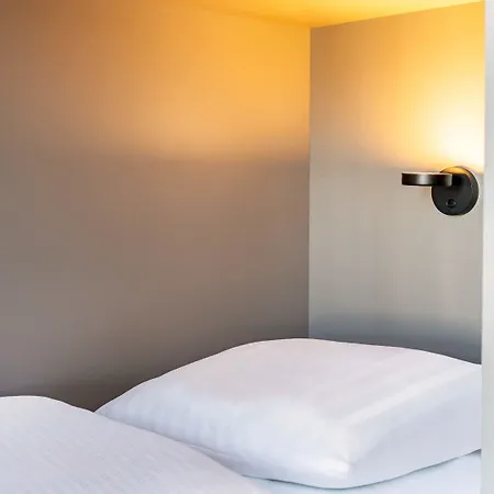 Отель B&B Hotel Oldenburg